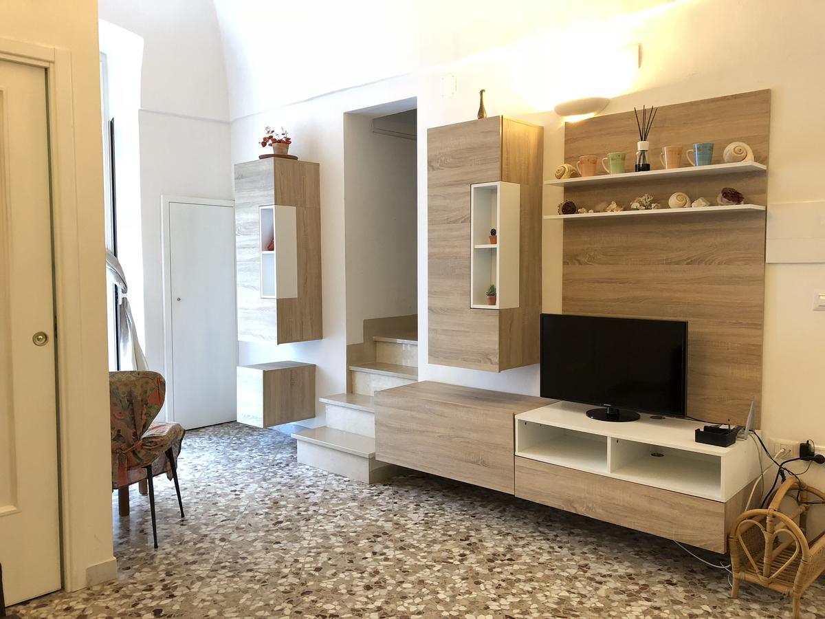 Апартаменты Old Town House Полиньяно-а-Маре Экстерьер фото